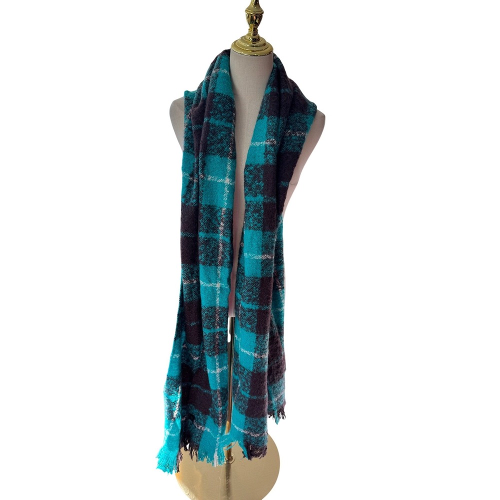 Plaid Teal and Black Plaid Oversized Scarf‎ with Fringe NWOT